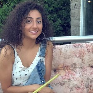 Meet your Posher, Joelle